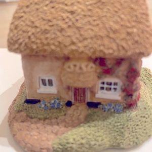 Lilliput Lane cottage